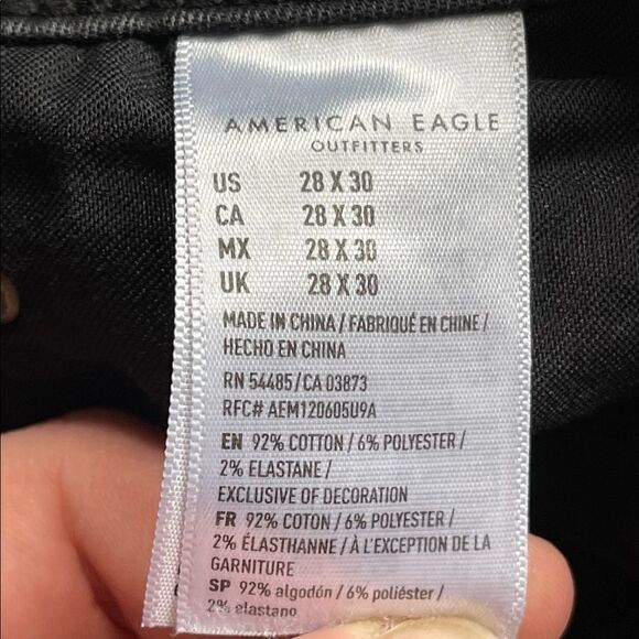 AMERICAN Eagle black slim leg skinny jeans - Picture 7 of 7